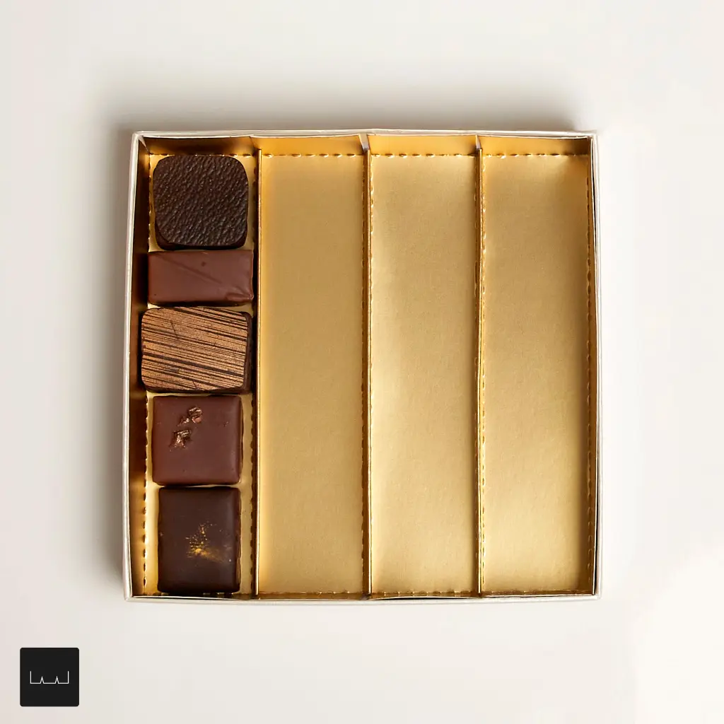 Atelier 16 Wide Rows Gold