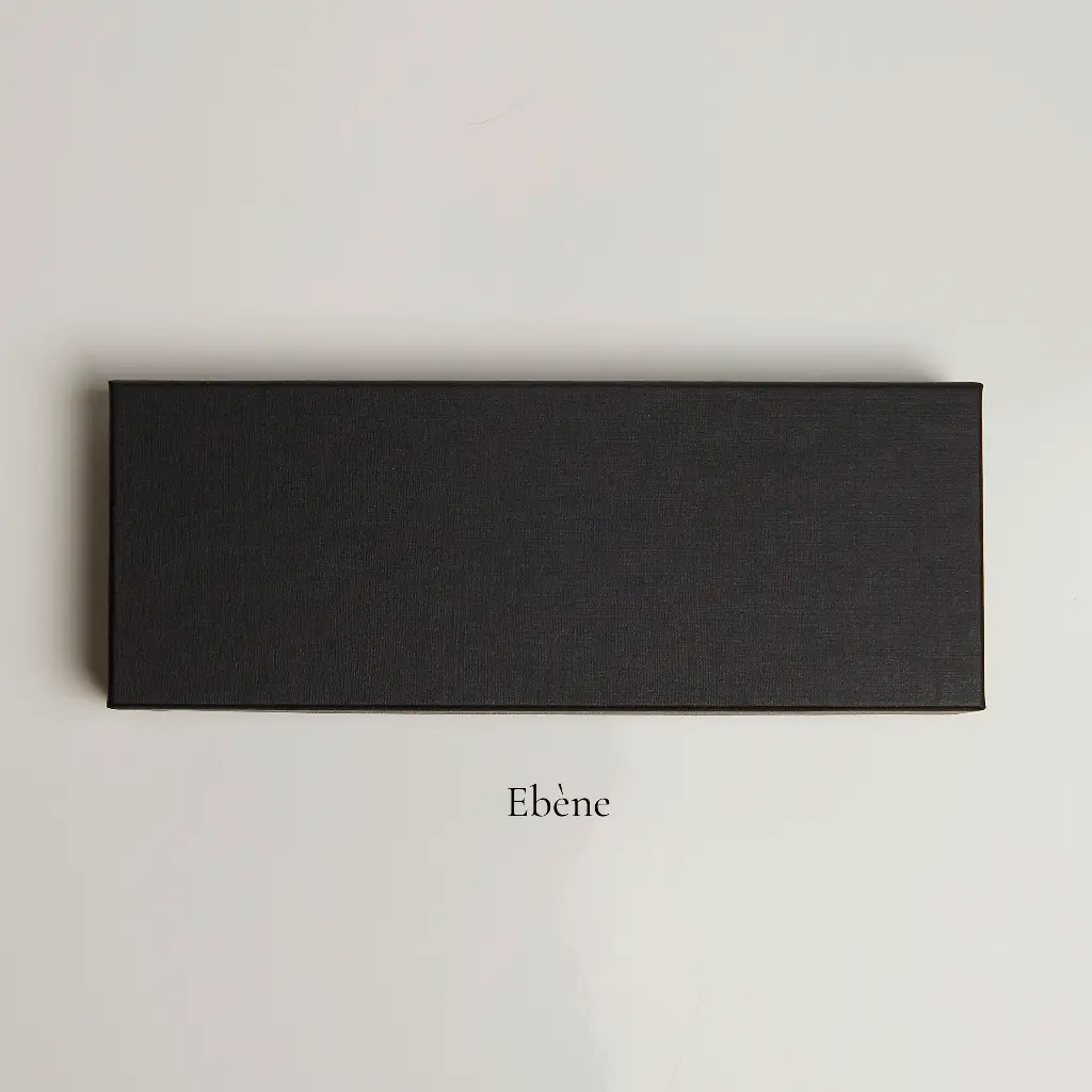 Atelier 18 Ébène