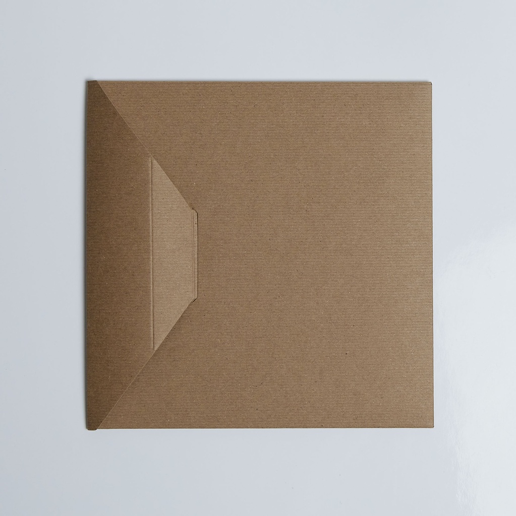 Square chocolate tablet kraft