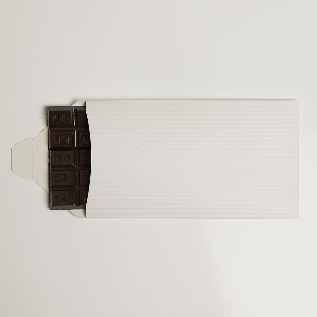 Rectangular chocolate tablet white